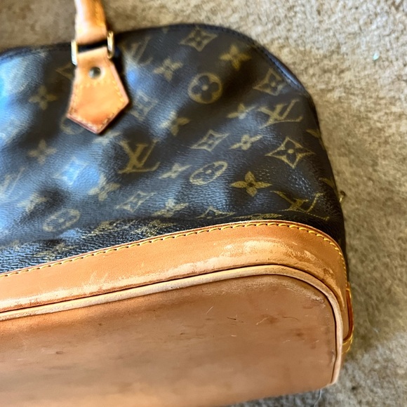 Louis Vuitton Vintage Monogram Alma PM Top Handle Bag from 1993! - Picture 7 of 13